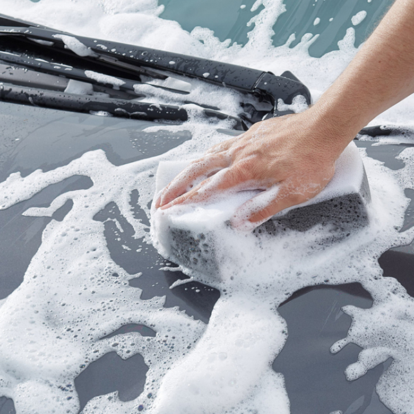 Szilveszter; Aut&oacute;&aacute;pol&aacute;s; F&eacute;nyez&eacute;s; T&uuml;zij&aacute;t&eacute;k, &Uacute;j&eacute;vi gondoskod&aacute;s