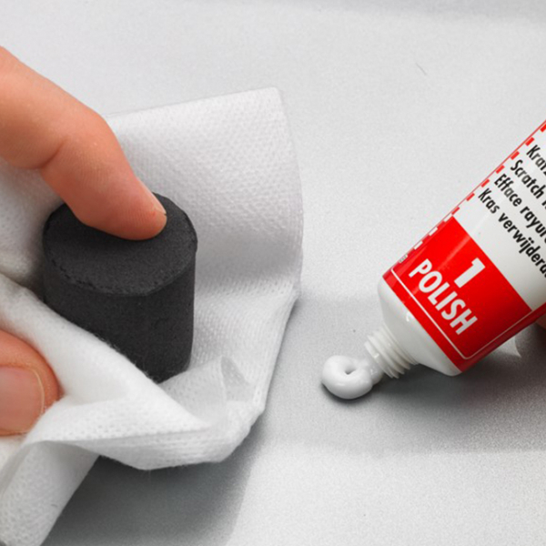 Szilveszter; Aut&oacute;&aacute;pol&aacute;s; F&eacute;nyez&eacute;s; T&uuml;zij&aacute;t&eacute;k, &Uacute;j&eacute;vi gondoskod&aacute;s