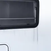 Tiszta &eacute;s j&oacute;l karbantartott lak&oacute;aut&oacute;, Kempingez&eacute;s